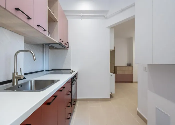 Glamorous Design In Calea Victoriei