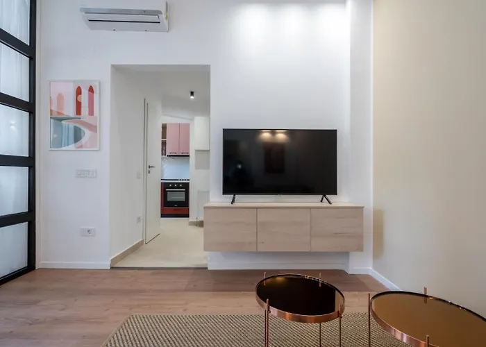 Glamorous Design In Calea Victoriei