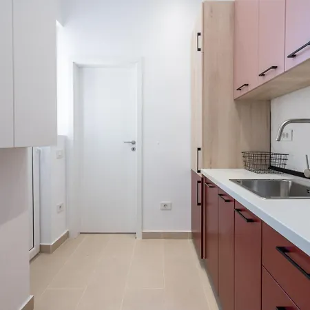 Glamorous Design In Calea Victoriei Appartement